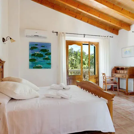 Xamanto Villa *